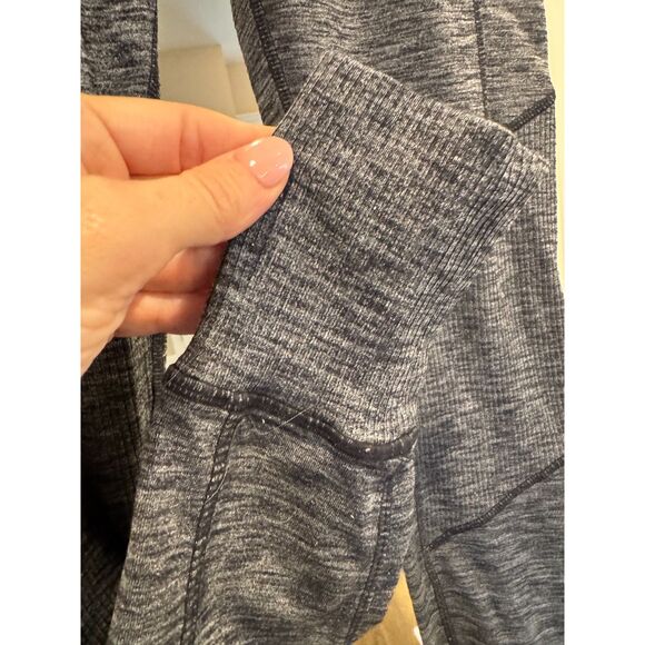 ✨ Athleta Grey Excursion Jogger Leggings XS • Cozy Athleisure Essential 🩶 - Picture 5 of 7